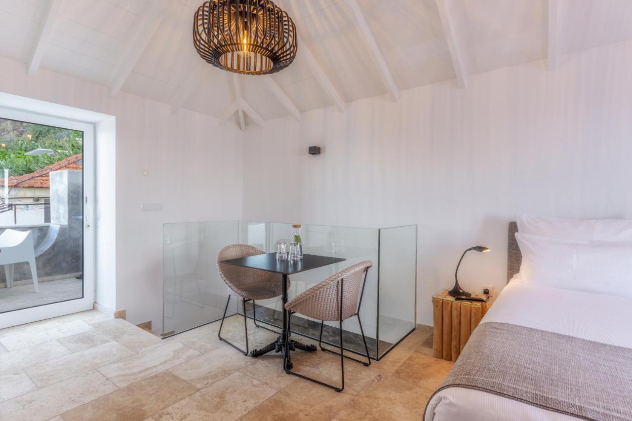Готель Escarpa - The Madeira Hideaway Понта-ду-Сол Екстер'єр фото